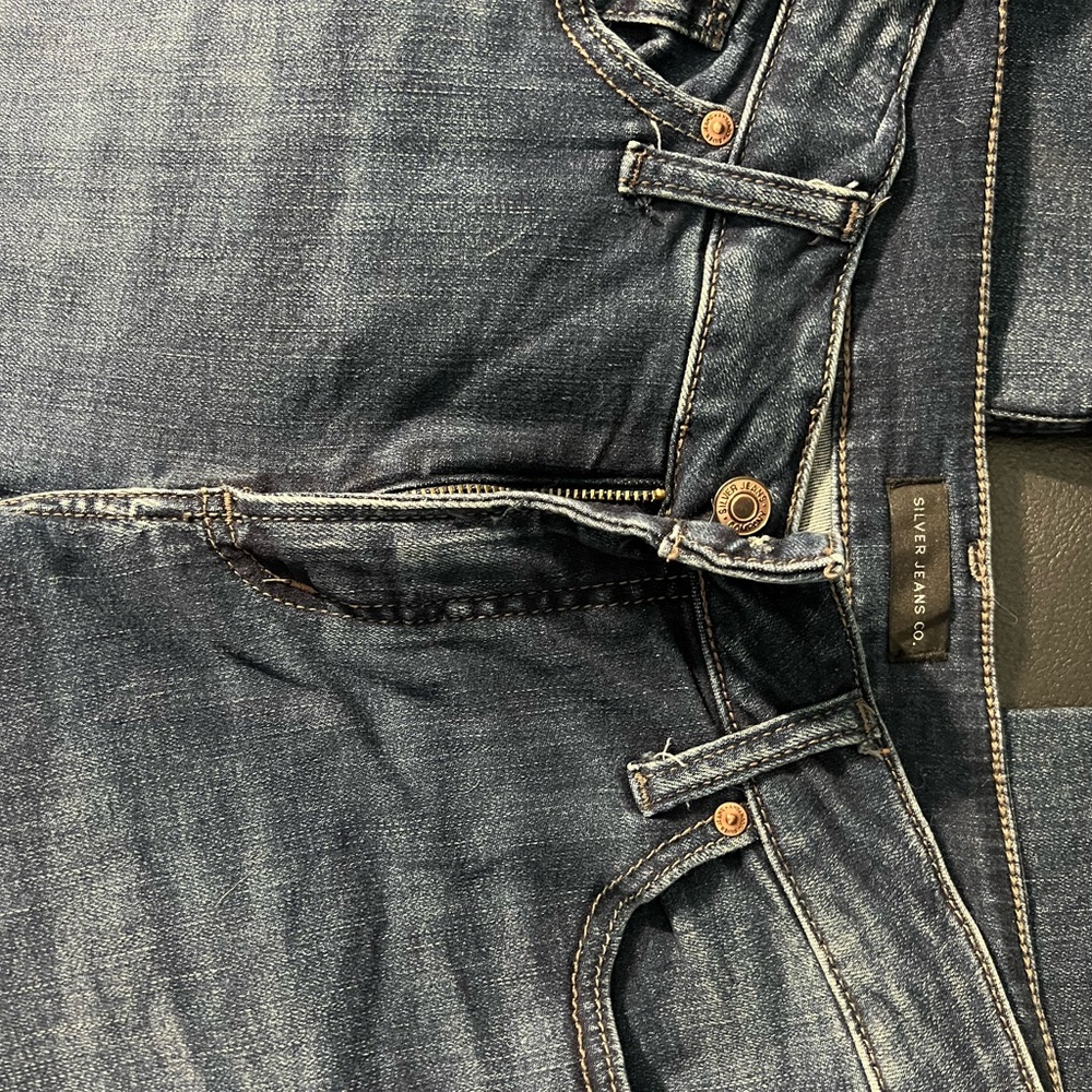 Women’s Silver Jeans Avery Straight W31/L34. Never worn. Great condition. - Picture 3 of 4